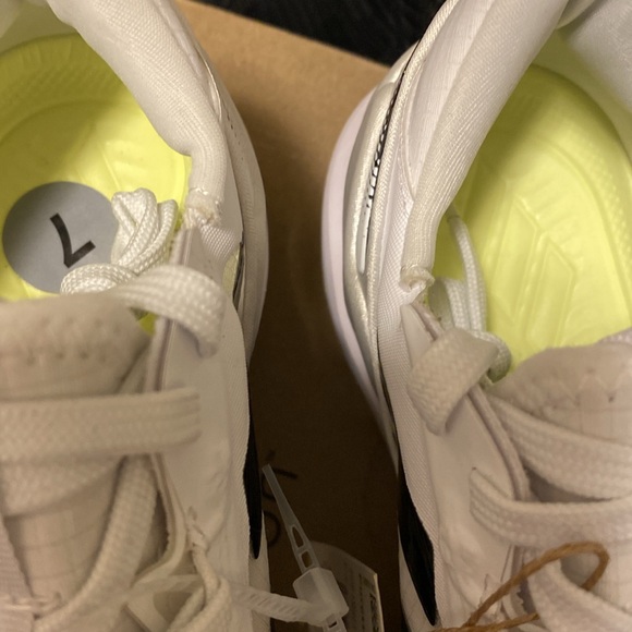 Adidas Purehustle 2 Elite Women’s White/Black Softball Cleats Size 7 NWT - Picture 5 of 6